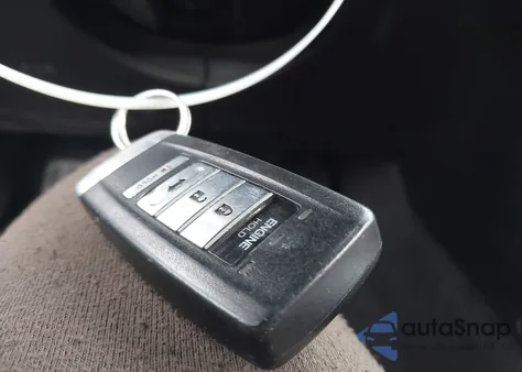 2018 Acura Tlx Tech A-Spec Pkgs z USA, uszkodzony, nr VIN 19UUB3F66JA006357